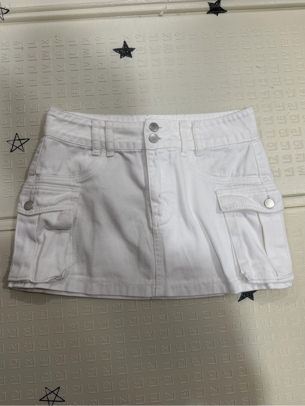 SHEIN White Denim Mini Skirt with Pocket Detail